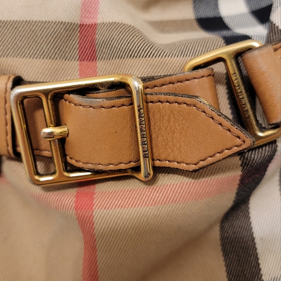 Burberry handbag - Picture 6 of 16